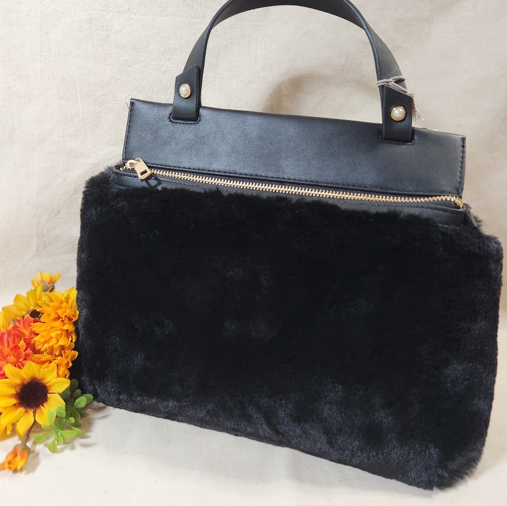 A New Day Black Faux Fur Handbag/Shoulder Bag/ Crossbody NWT - Picture 2 of 12